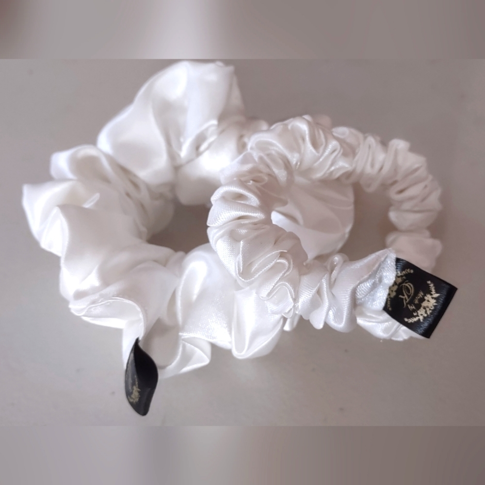 Satin Scrunchie set